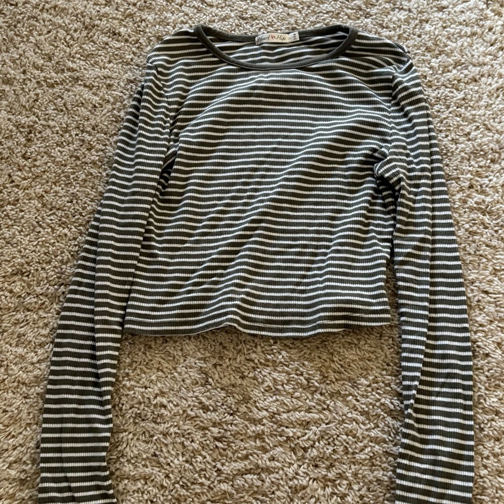 Black and White Fitted Crop T-Shirt